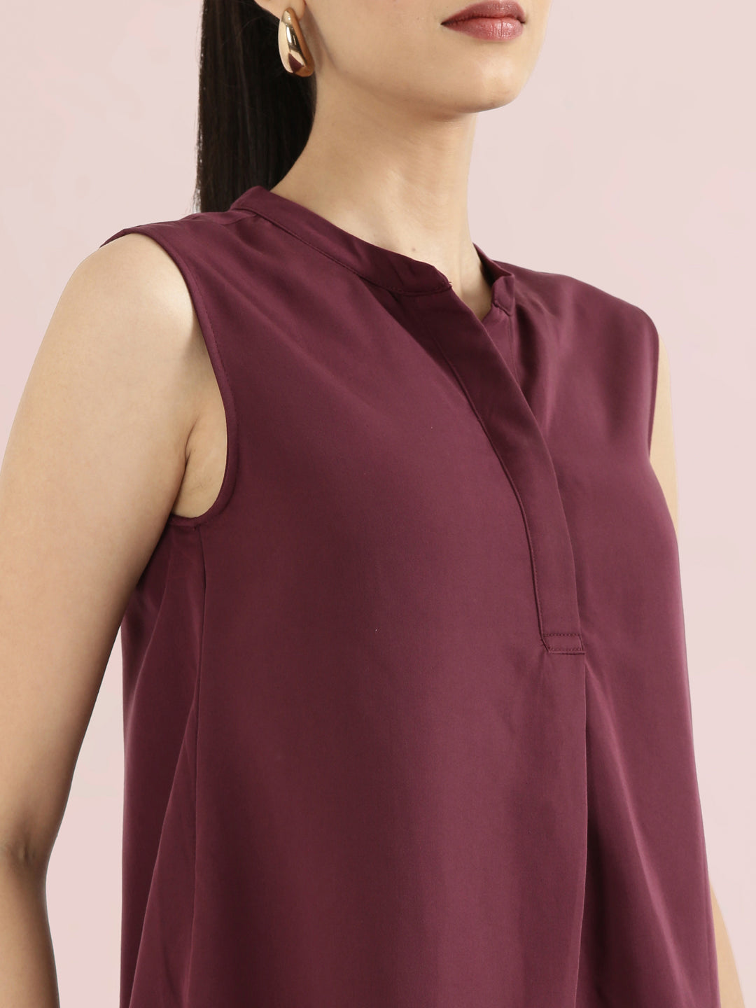 Rayon Mandarin Collar Sleeveless Top