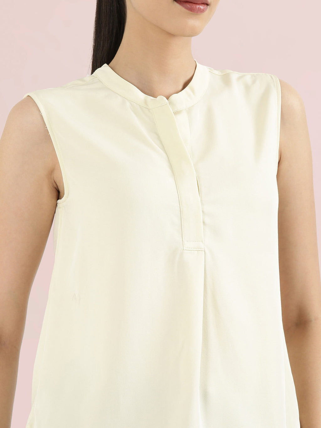 Rayon Mandarin Collar Sleeveless Top
