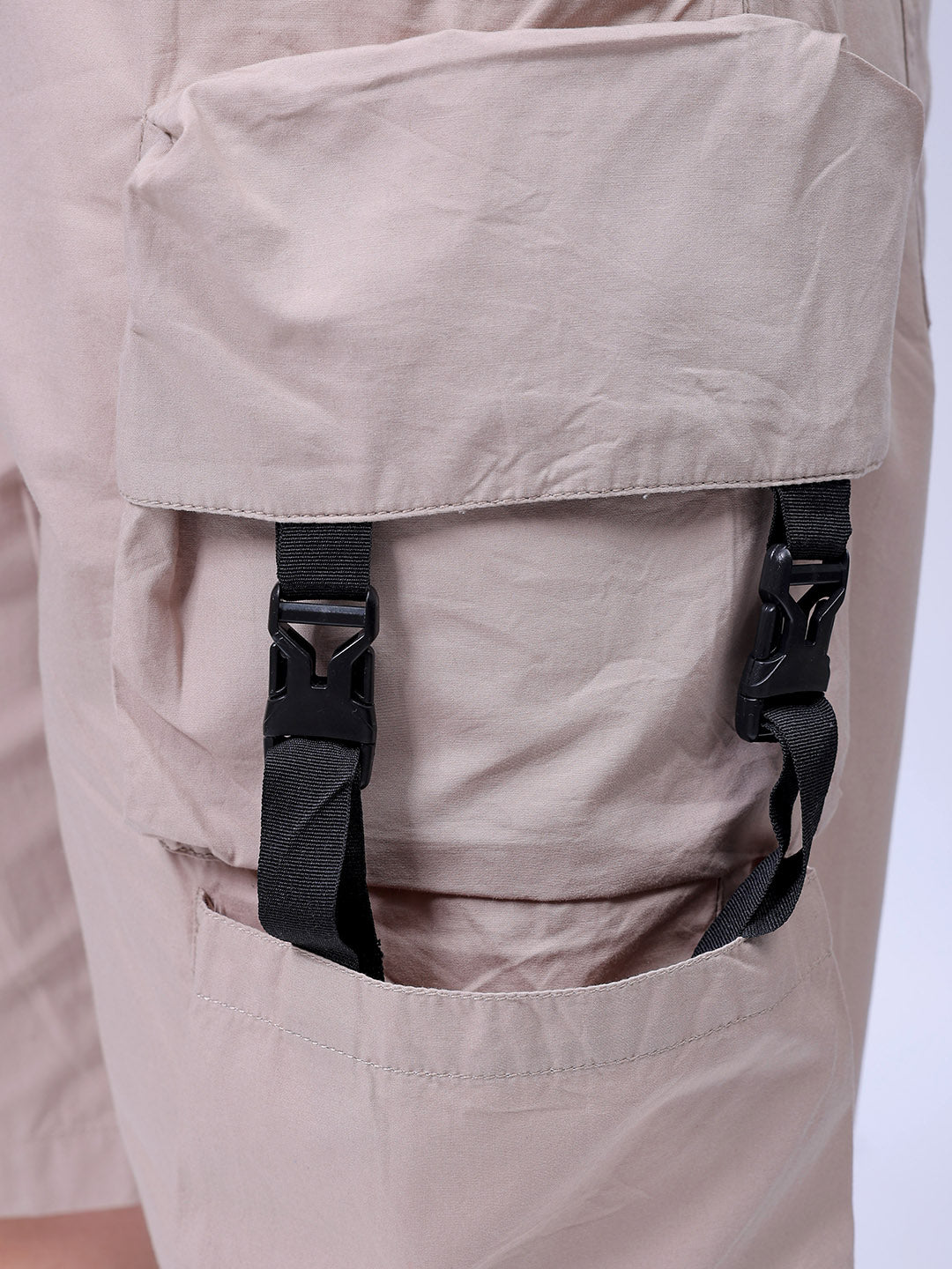 Men's Oat Milk Relaxed Fit Solid Utility Shorts