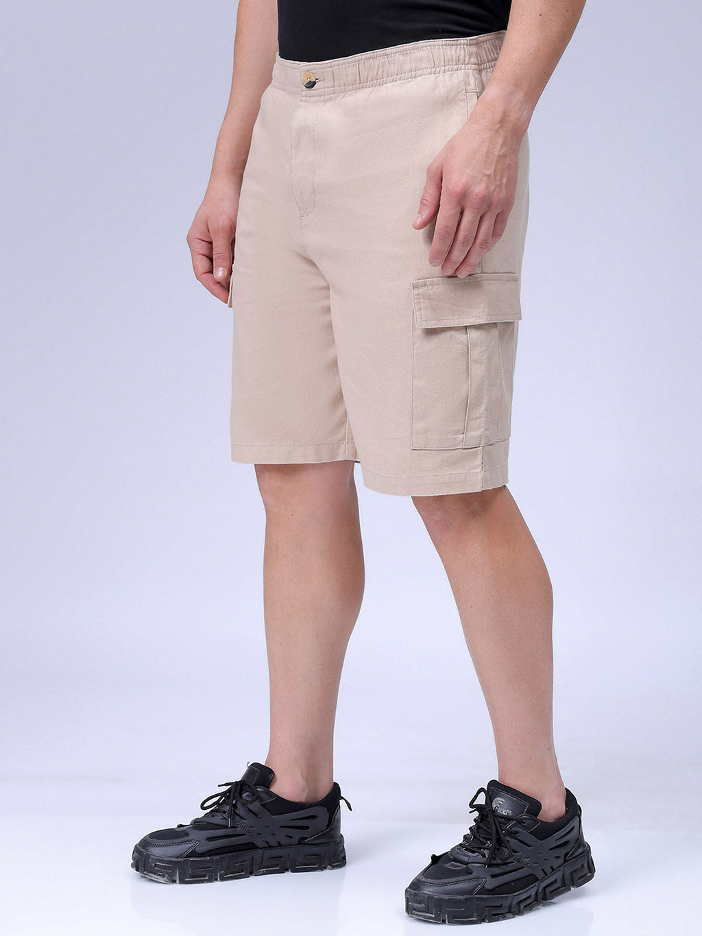 Men's Irish Cream Relaxed Fit Solid Utility Shorts