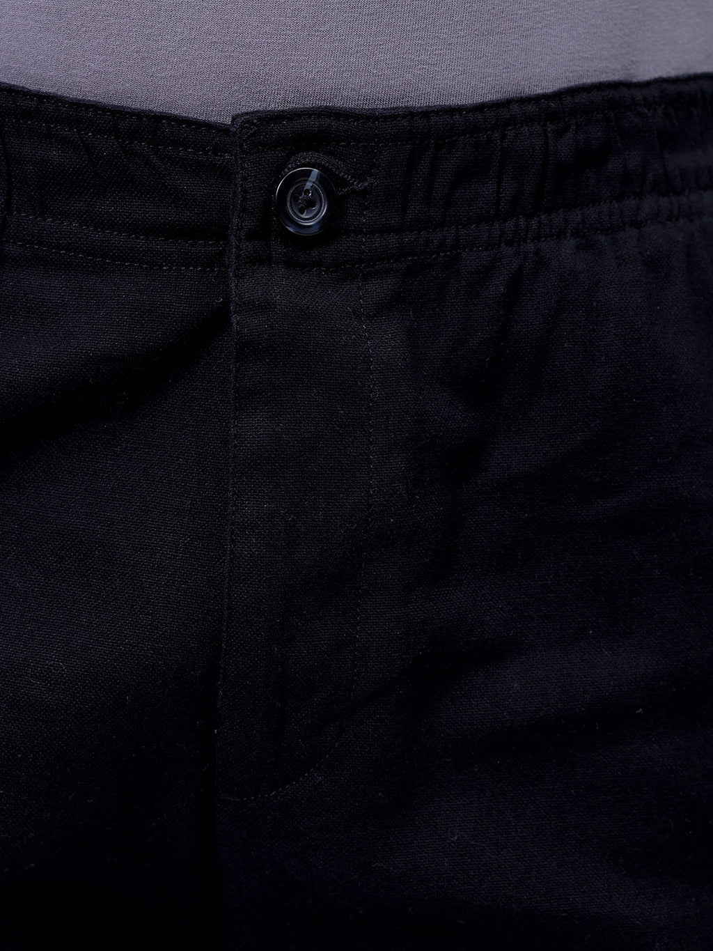 Men's Black Relaxed Fit Solid Utility Shorts