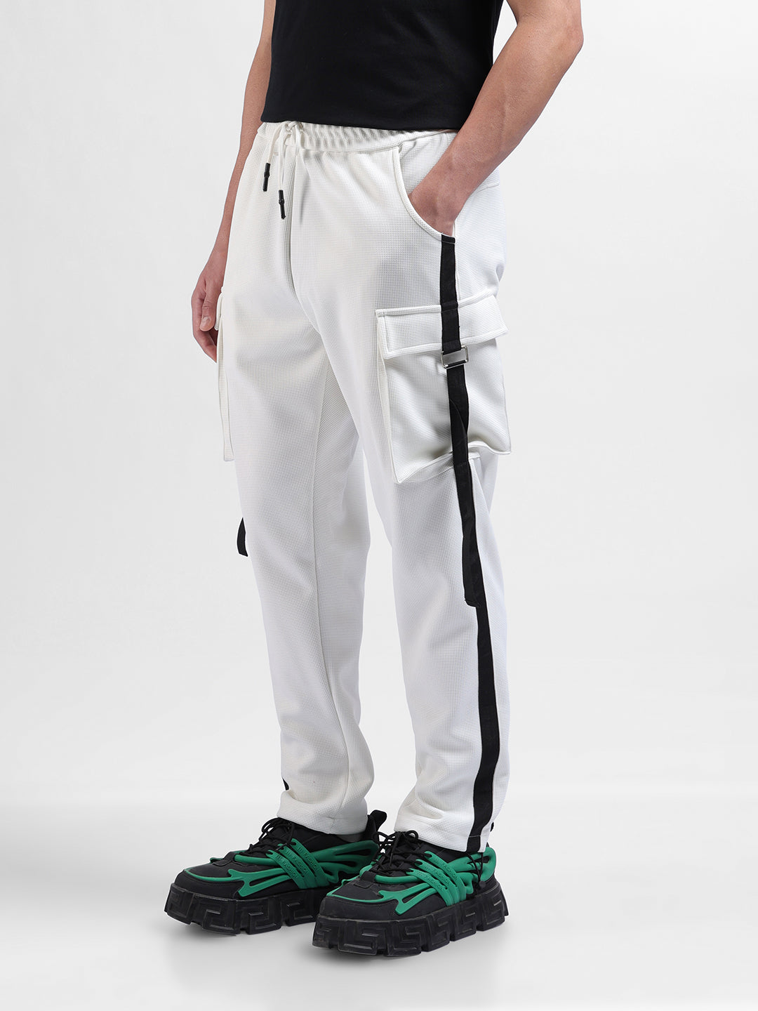 Men's White Relaxed Fit Solid Utility Cargo