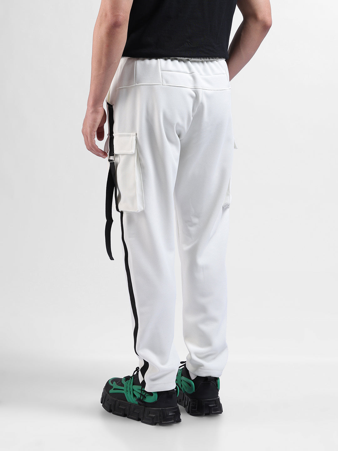 Men's White Relaxed Fit Solid Utility Cargo