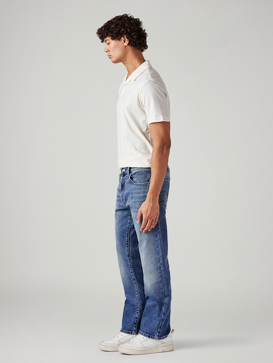 Men's 517 Med Indigo Bootcut Fit Mid Rise Jeans