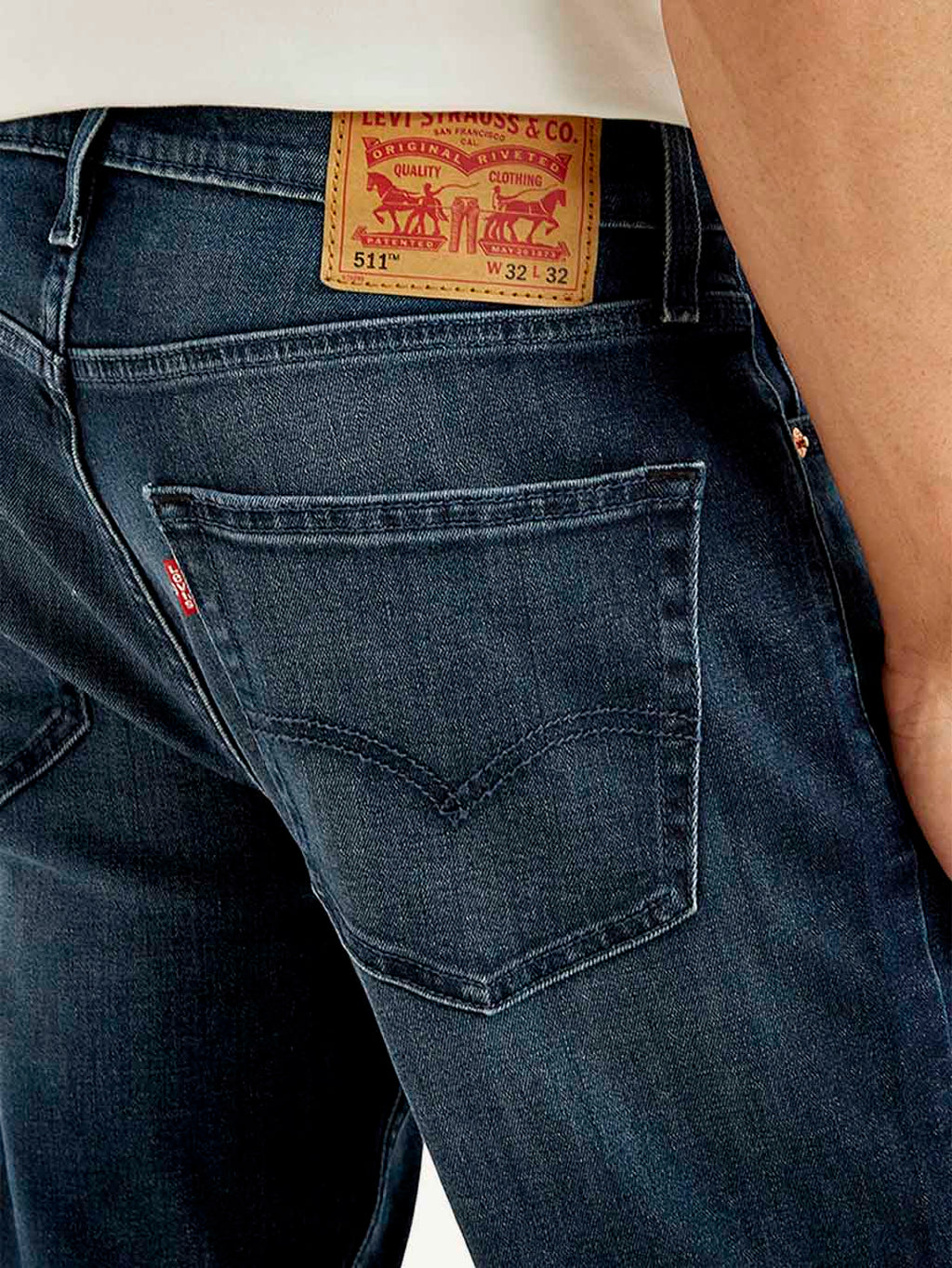Men's 511 Dark Blue Slim Fit Mid Rise Jeans