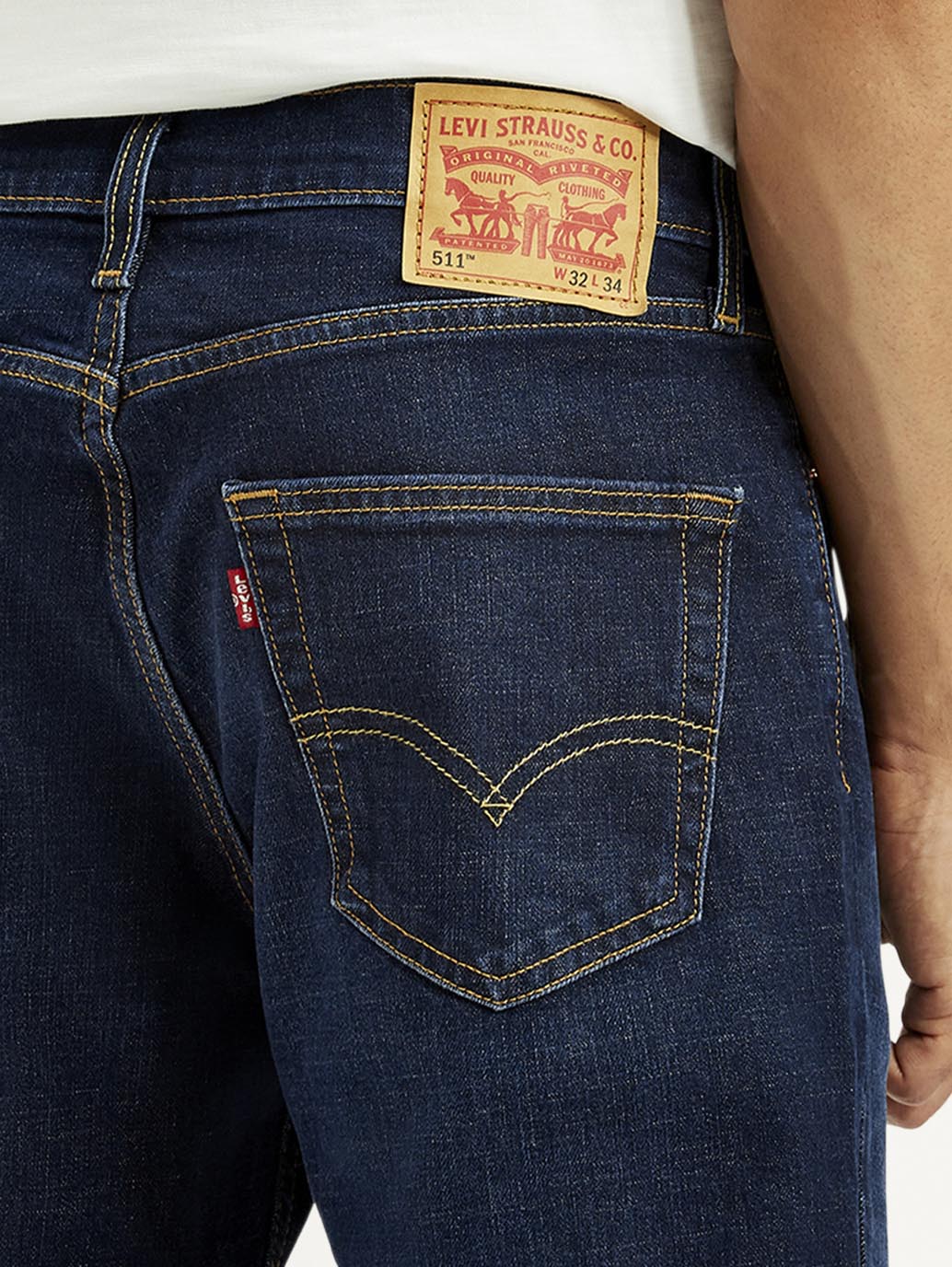 Men's 511 Dark Blue Slim Fit Mid Rise Jeans