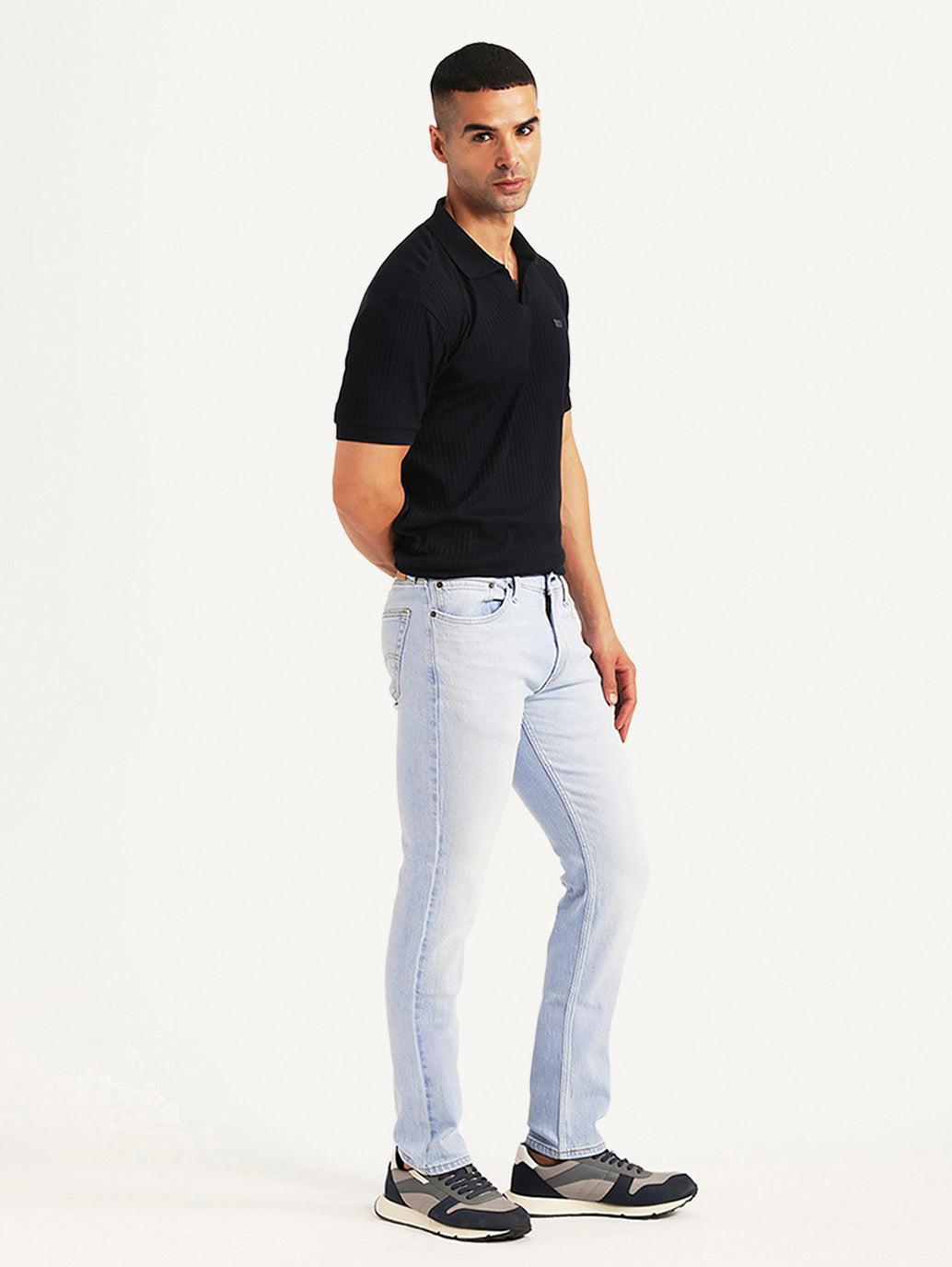 Men's 511 Light Blue Slim Fit Mid Rise Jeans