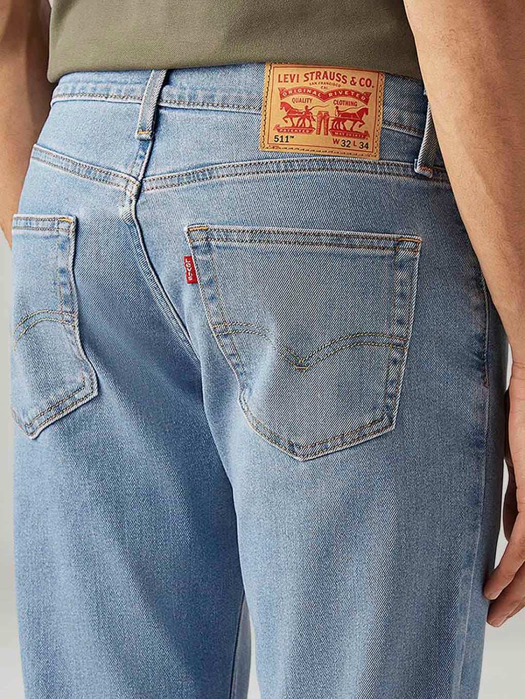 Men's 511 Light Blue Slim Fit Mid Rise Jeans