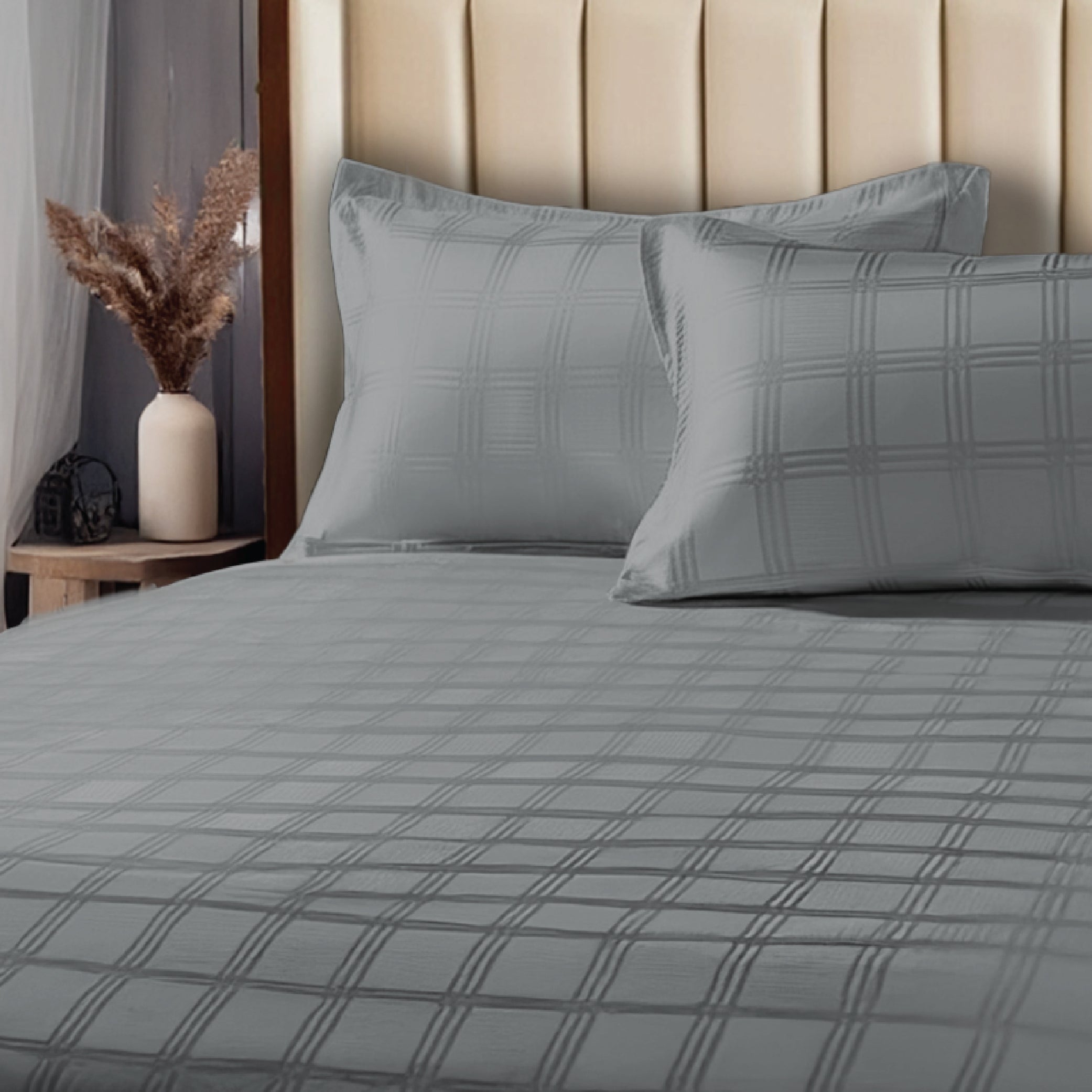 300 TC Super Soft King Bedsheet, Self Woven Checks Design - Grey Checks