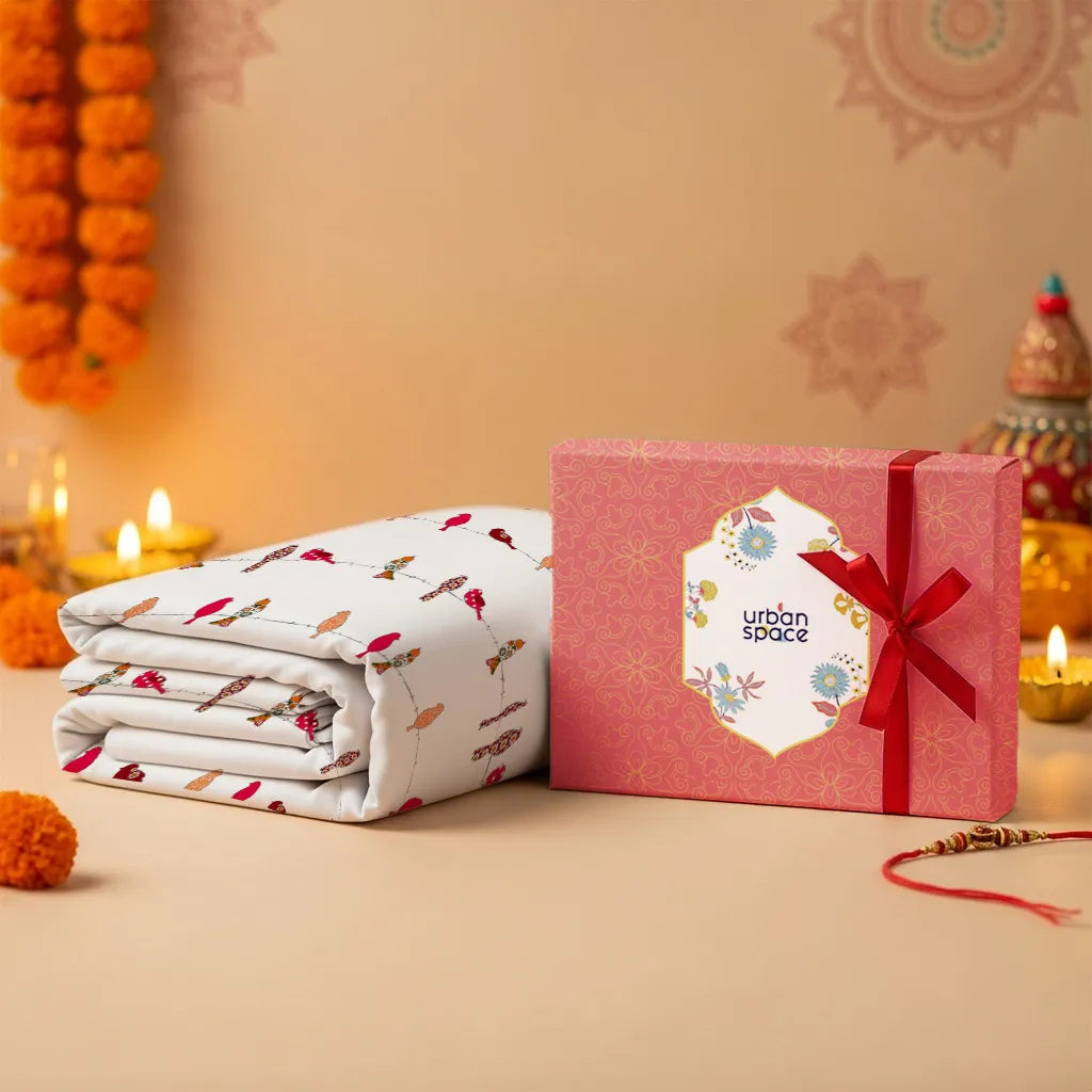 Cotton Double Bedsheet with 3 Cushion Covers in Gift Box Set, Humming Bird Red