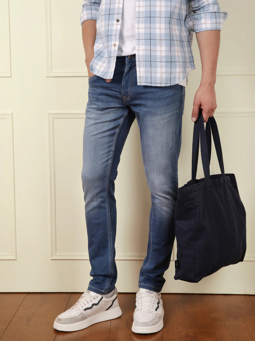 Faded Tapered Fit Jeans | Blue
