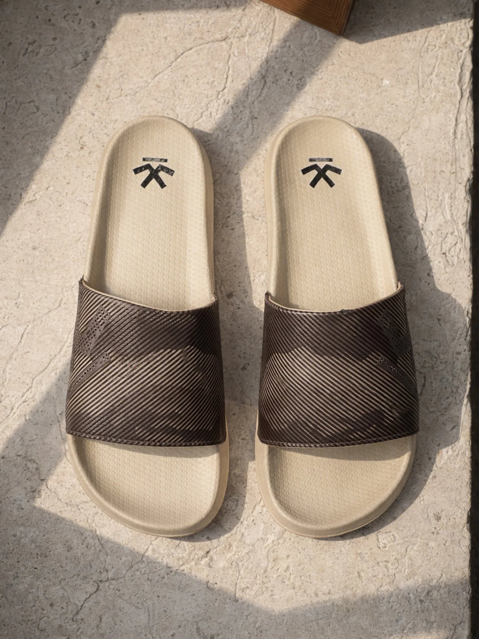 Sliders | Cocohaze