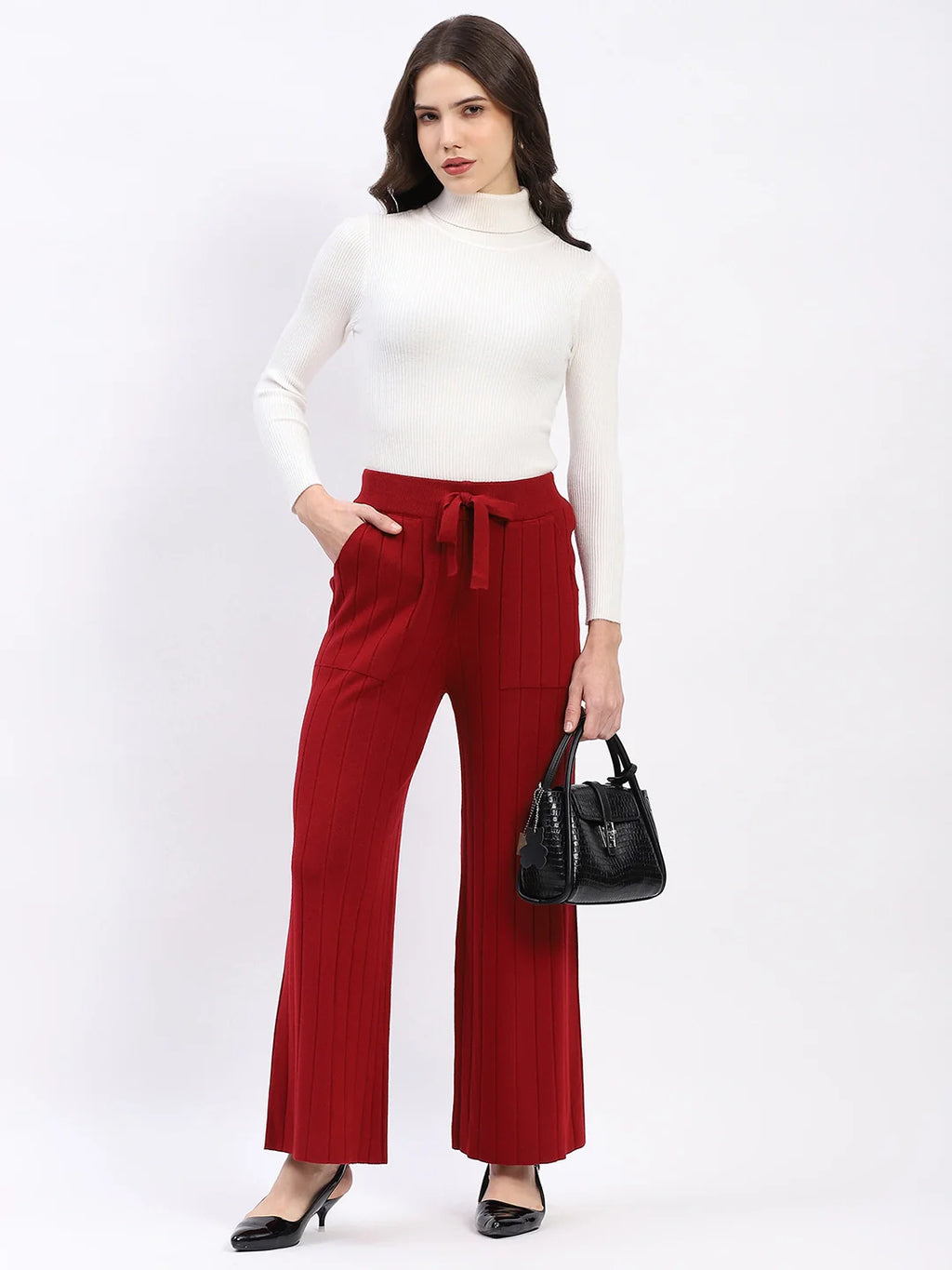 Effortless Winter Knit Pants