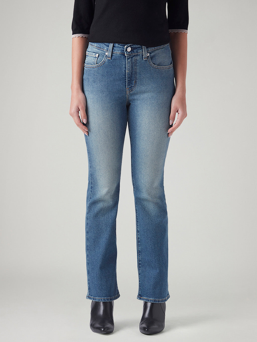 Women's 725 Blue Bootcut Fit High Rise Jeans