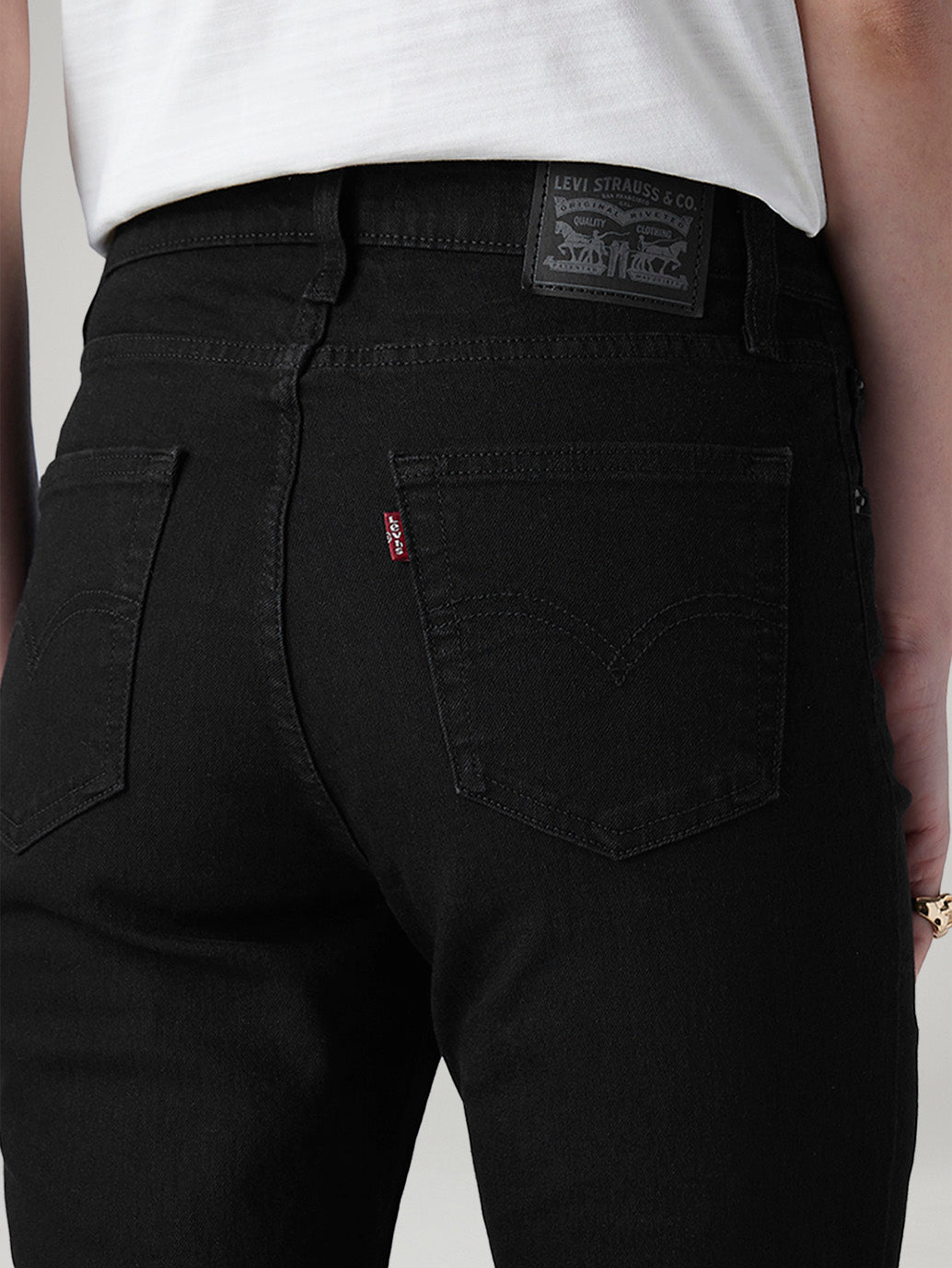 Women's 725 Black Bootcut Fit High Rise Jeans
