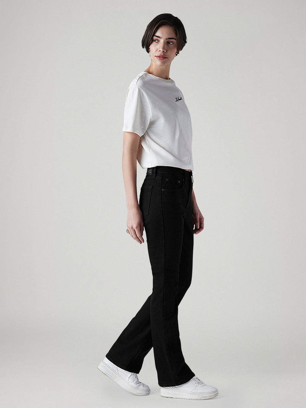 Women's 725 Black Bootcut Fit High Rise Jeans