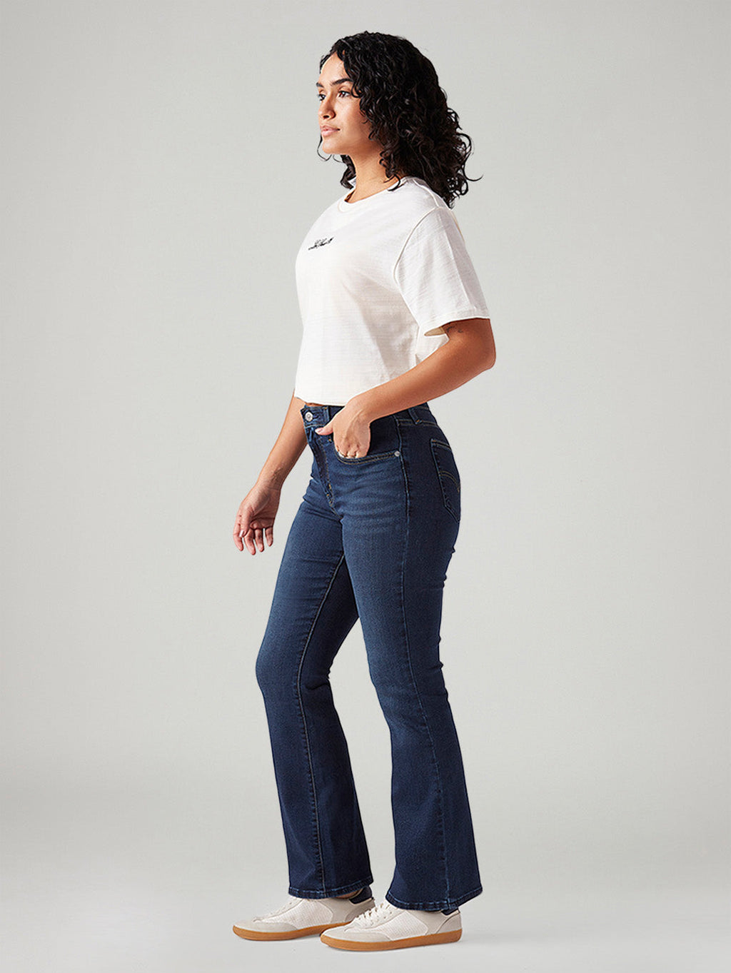 Women's 725 Dark Blue Bootcut Fit High Rise Jeans