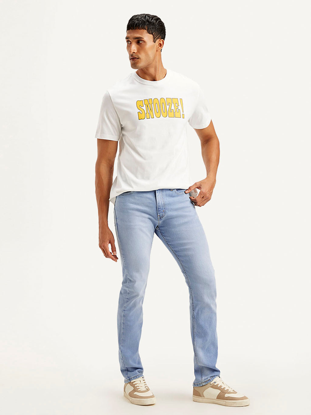Men's 513 Light Blue Slim Straight Fit Mid Rise Jeans