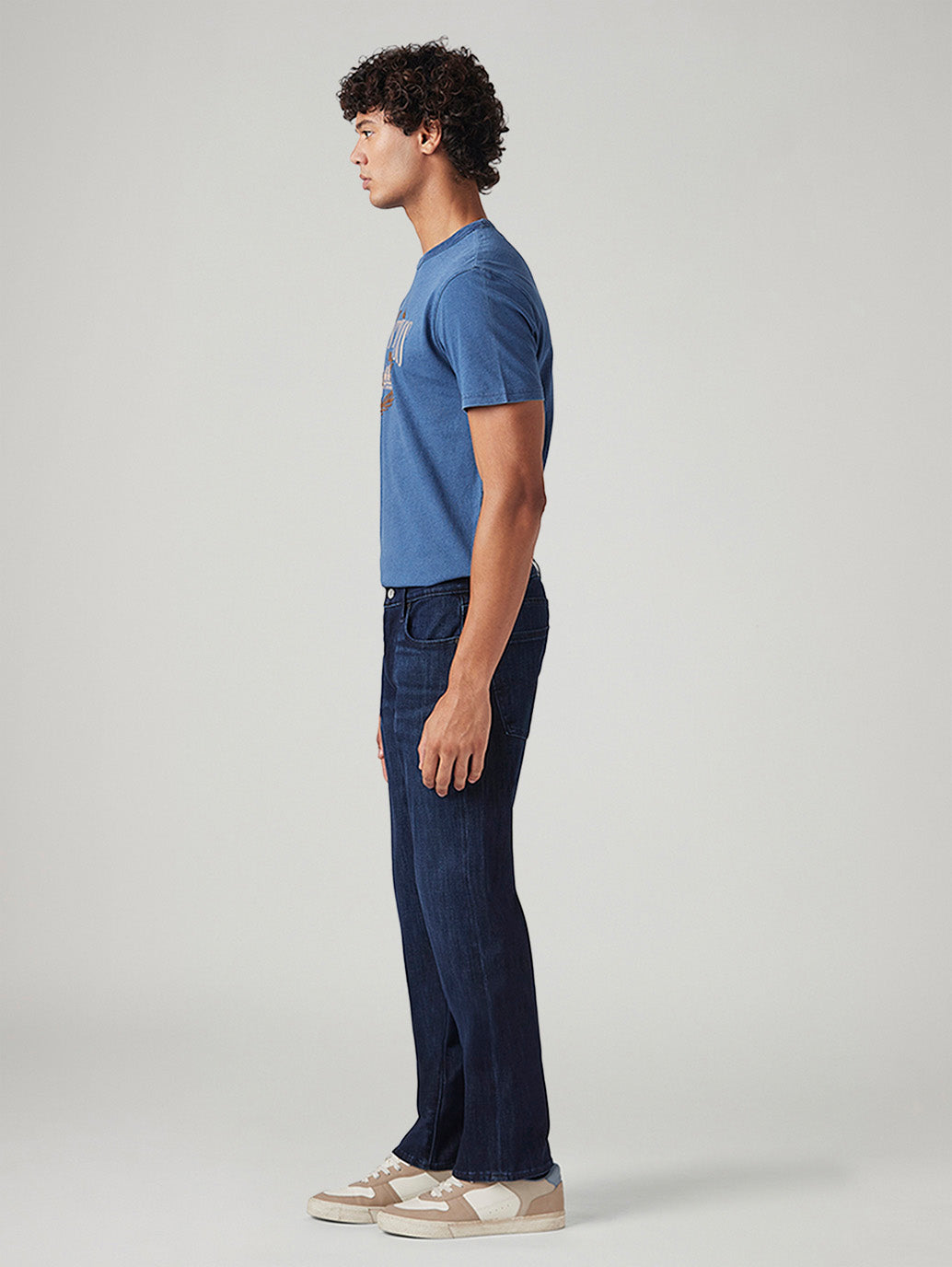 Men's 513 Dark Blue Slim Straight Fit Mid Rise Jeans