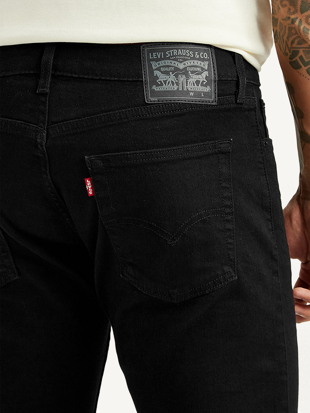 Men's 513 Black Slim Straight Fit Mid Rise Kooltex Jeans