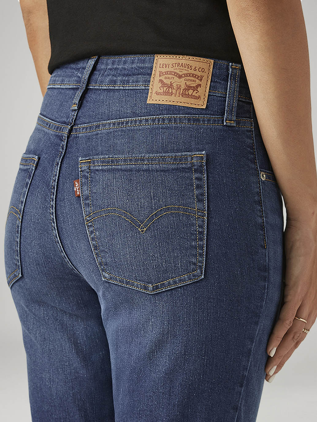 Women's 721 Dark Indigo Skinny Fit High Rise Jeans