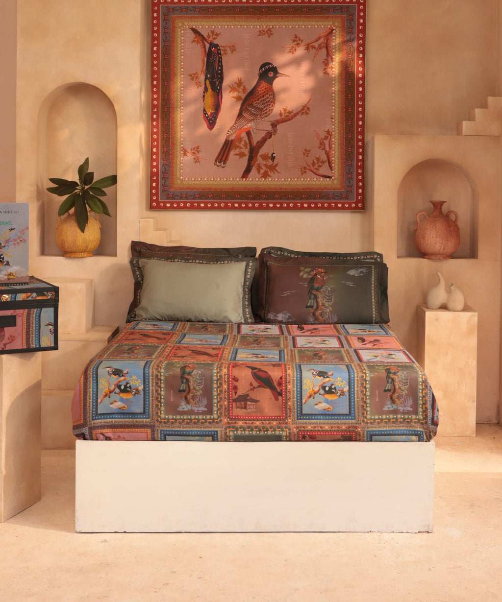 Shivan & Narresh King Bedsheet Set, Hututi |400TC Cotton|4 pillow covers