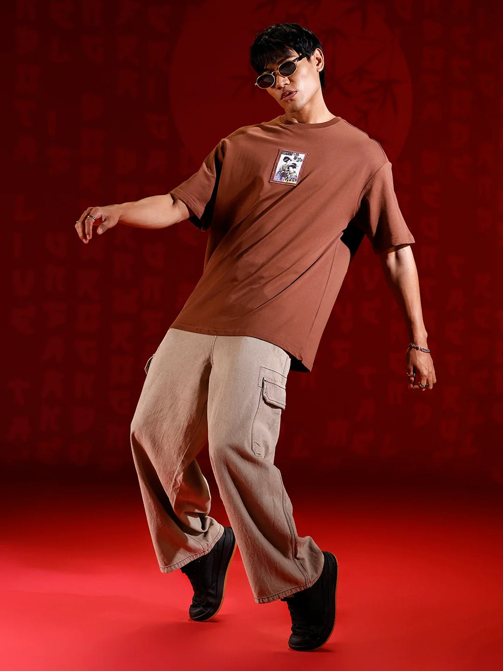 Men's Oversized Tee with Illustrated Patch Detail | Brown