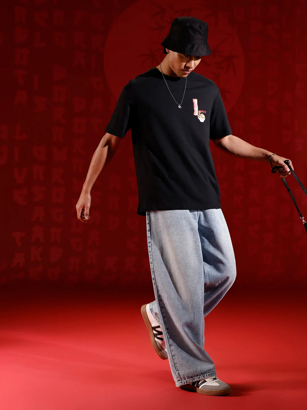 Oversized ramen graphic T-shirt | Black