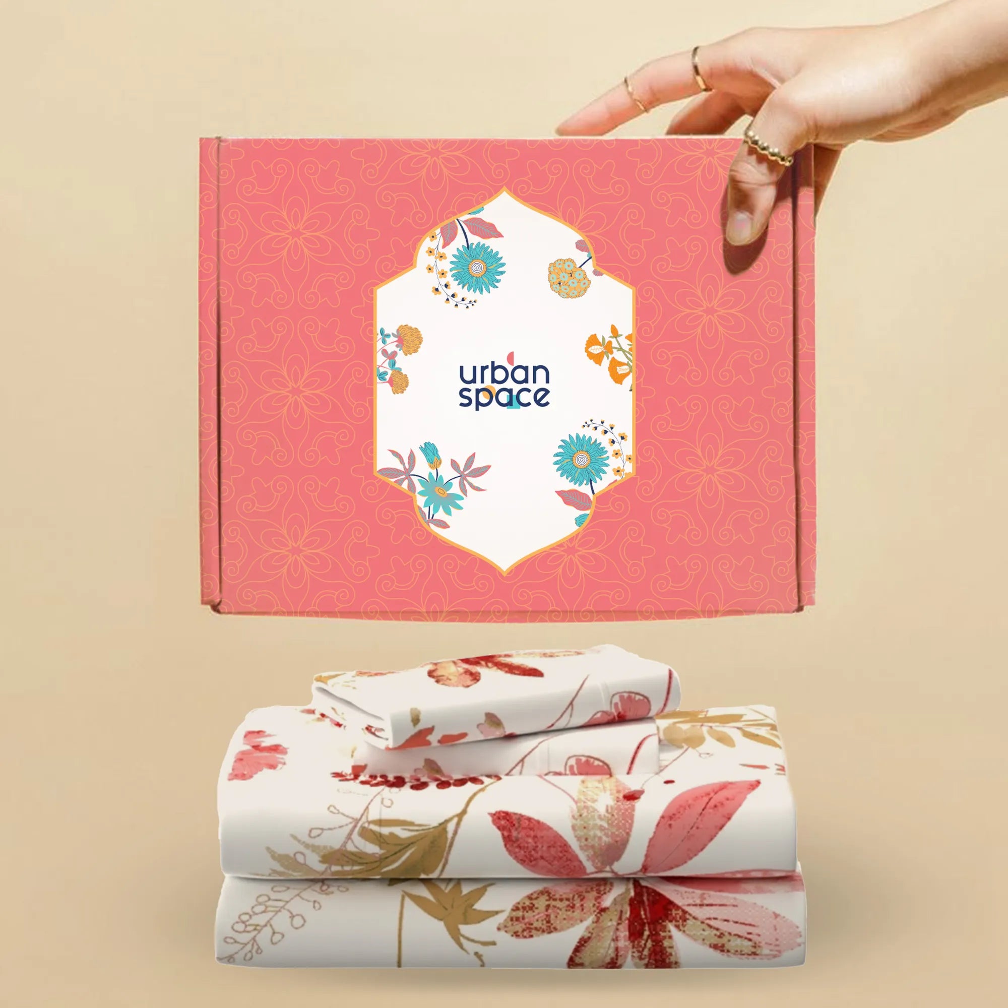 Gift Box Serene 200 TC 100% Cotton Printed Bedsheet with Pillow Covers - Floral Feast Peach
