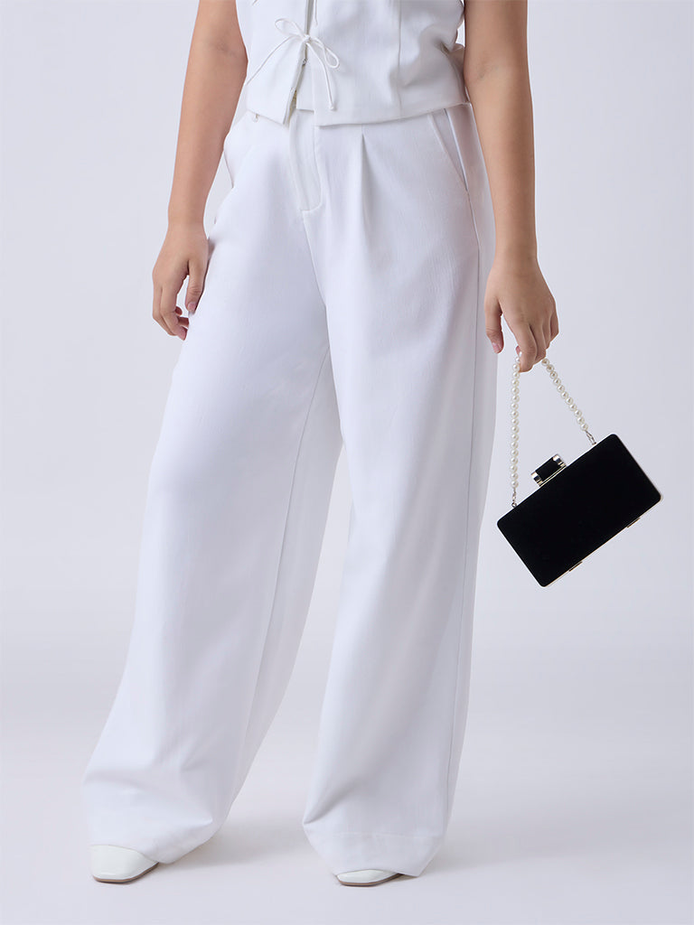 Girls White Solid High-Rise Trousers