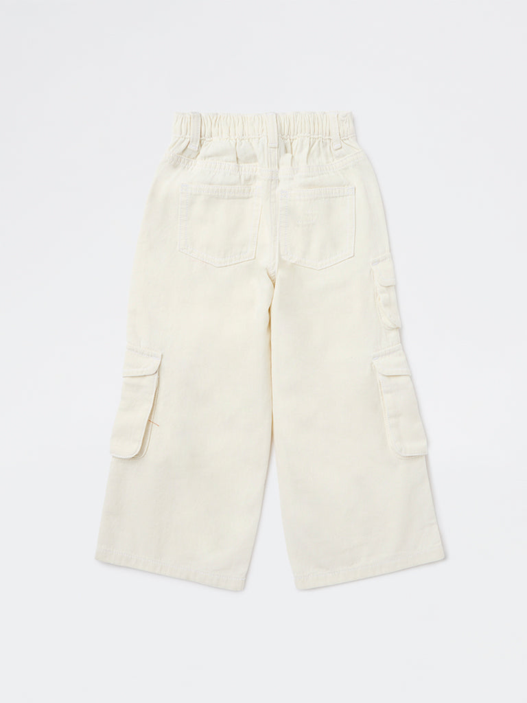 HOP Kids Girls Off-White Solid Mid-Rise Denim Cargo Jeans