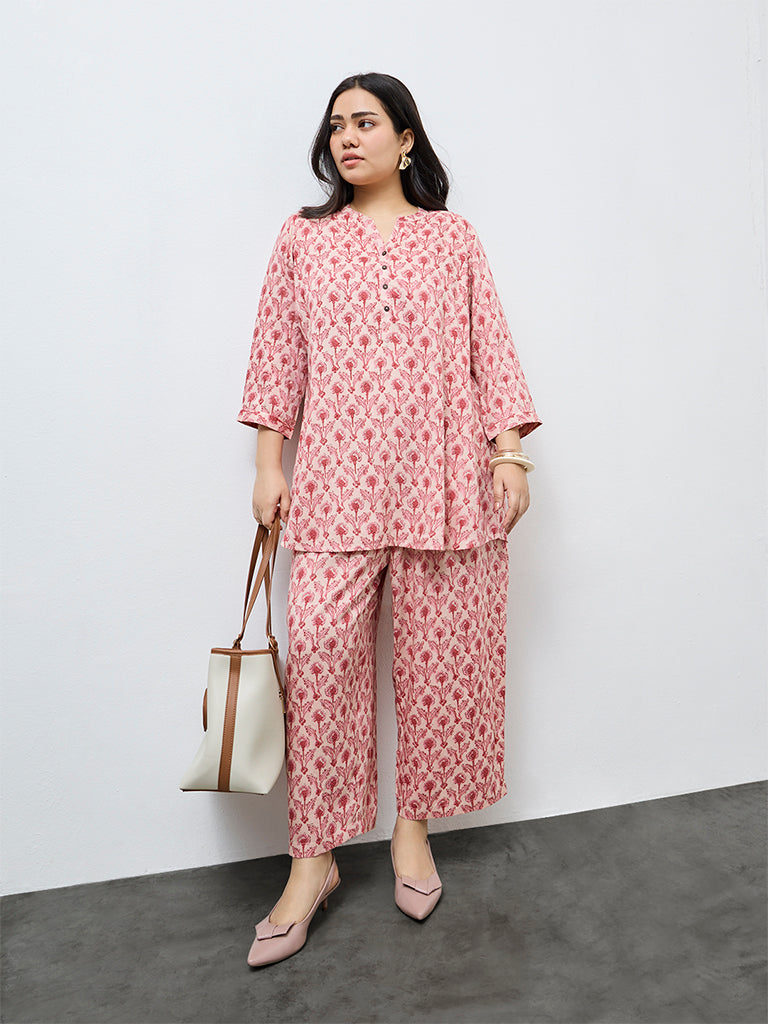 Diza Pink Floral Printed Pants