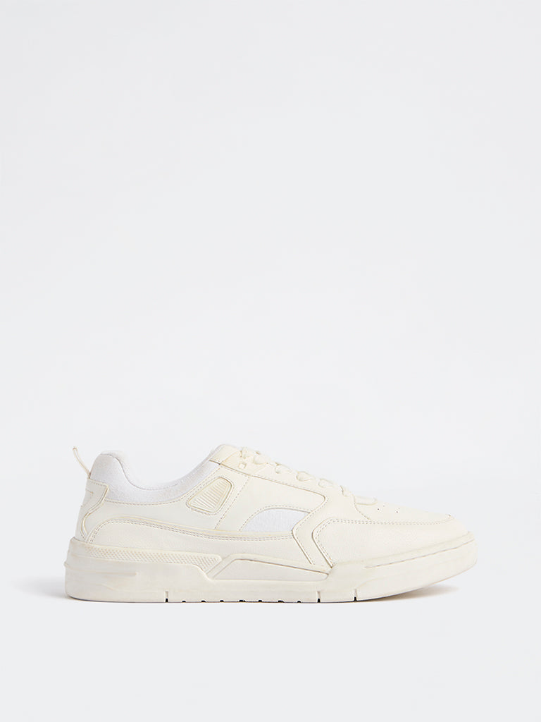 SOLEPLAY White Perforated Lace-Up Sneakers