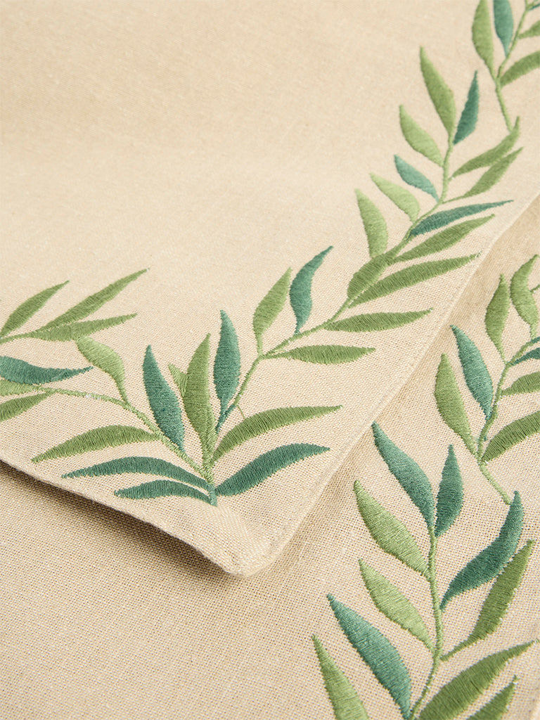 Westside Home Green Foliage Embroidered Table Runner
