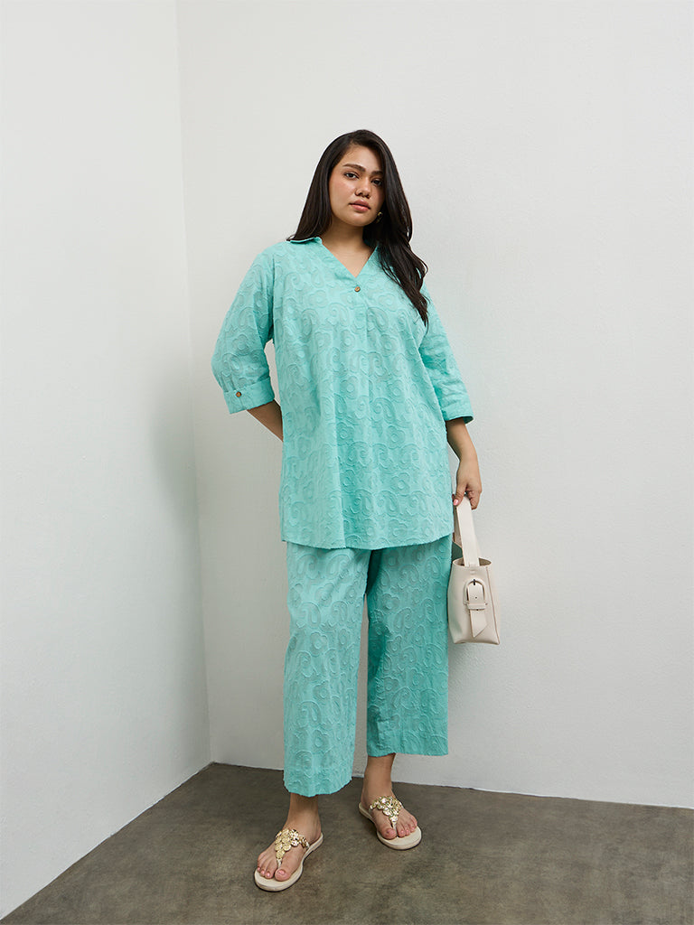 Diza Turquoise Paisley Textured Pants