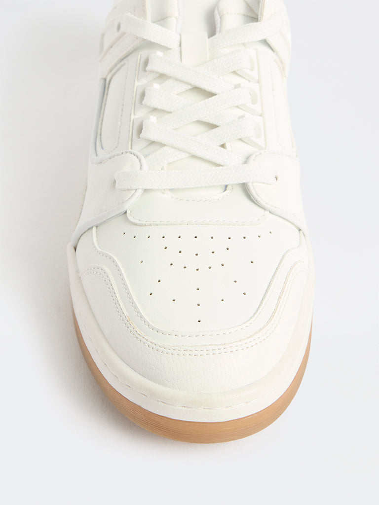 SOLEPLAY White Perforated Lace-Up Sneakers
