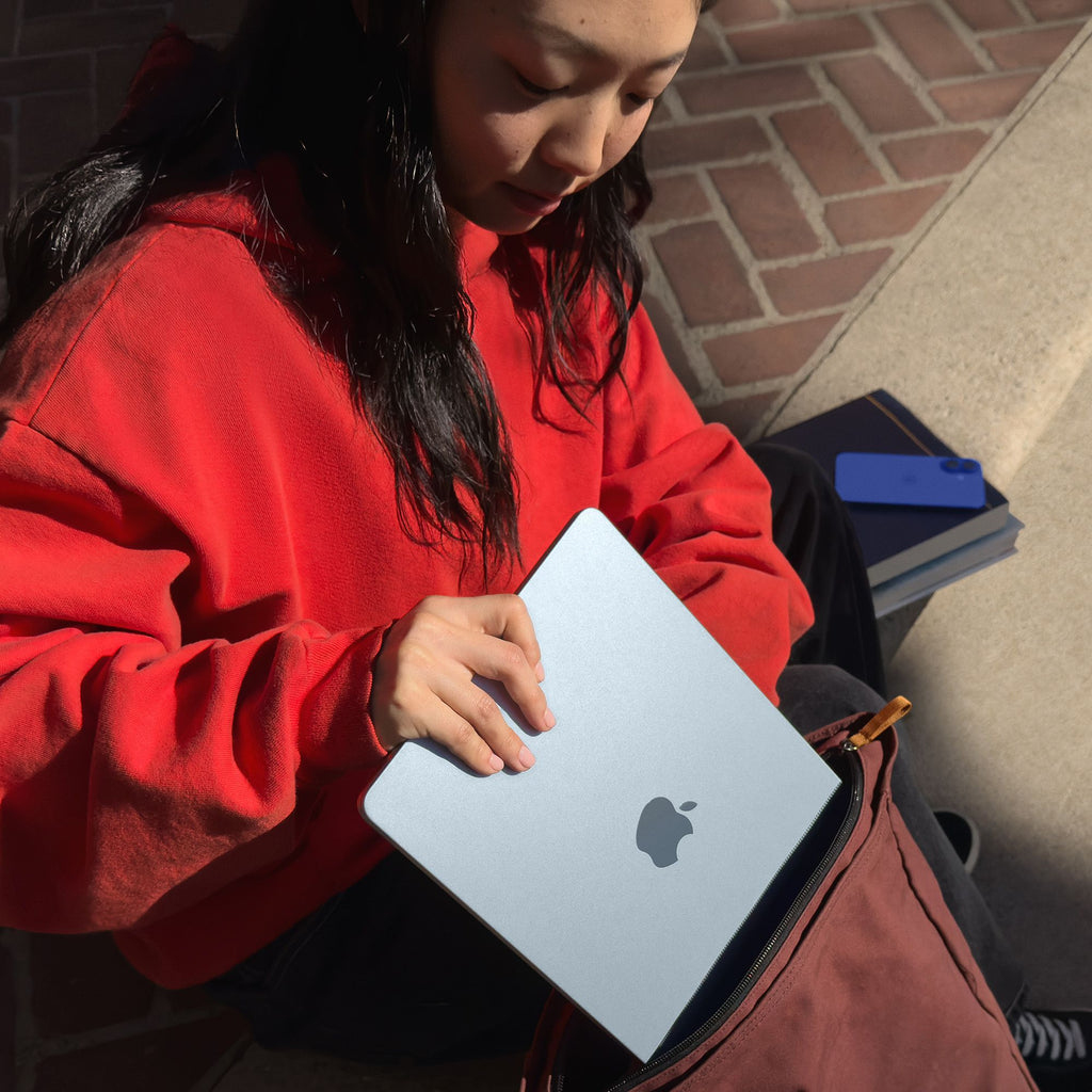 Apple MacBook Air (13.6 inch, M4, 16GB, 256GB, macOS, Starlight)