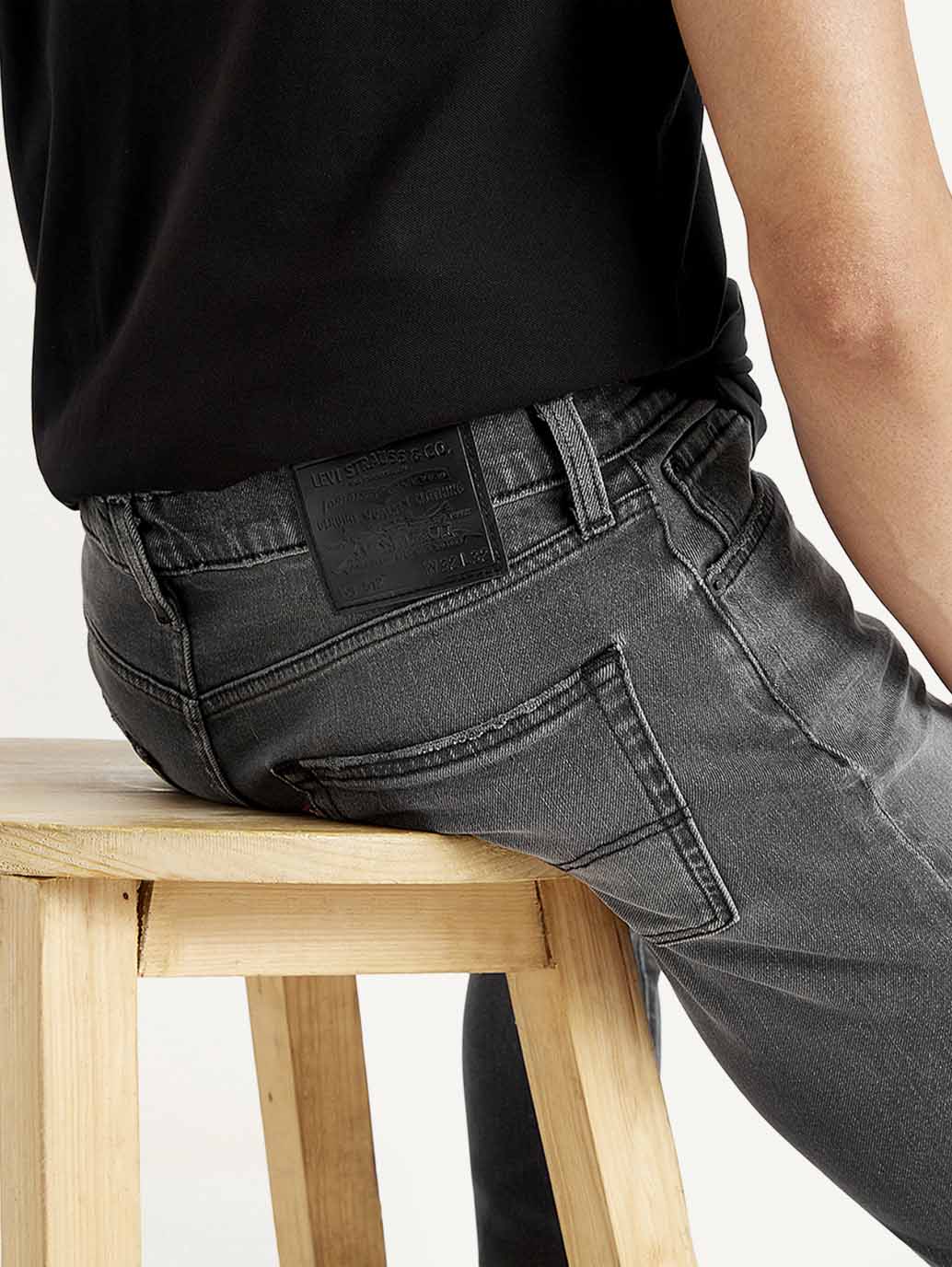 Men's 512 Charcoal Grey Slim Tapered Fit Mid Rise Jeans