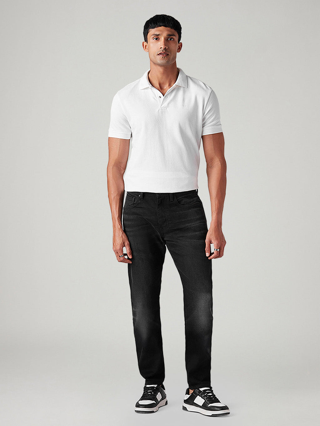 Men's 512 Black Slim Tapered Fit Mid Rise Selvedge Jeans