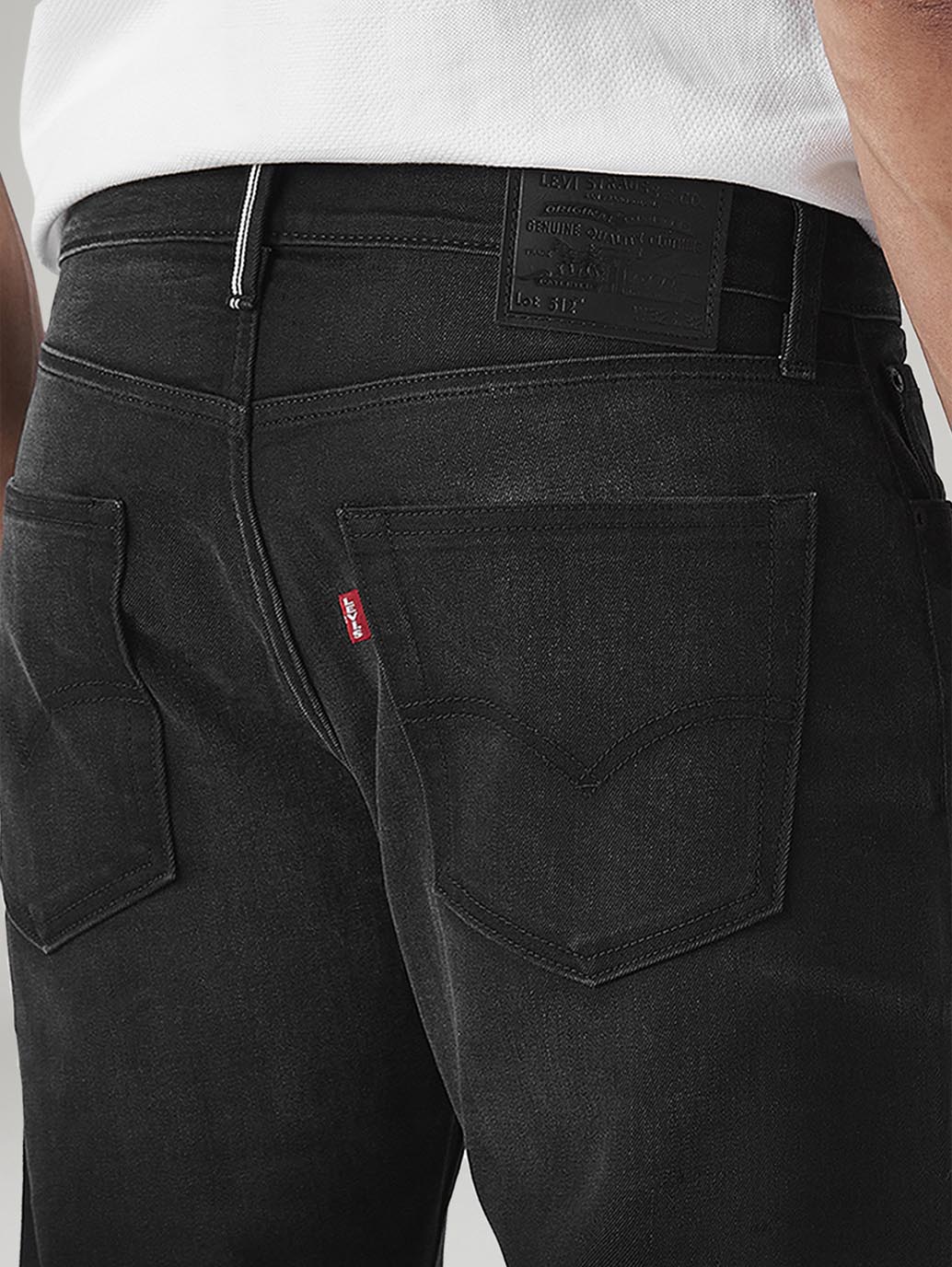 Men's 512 Black Slim Tapered Fit Mid Rise Selvedge Jeans