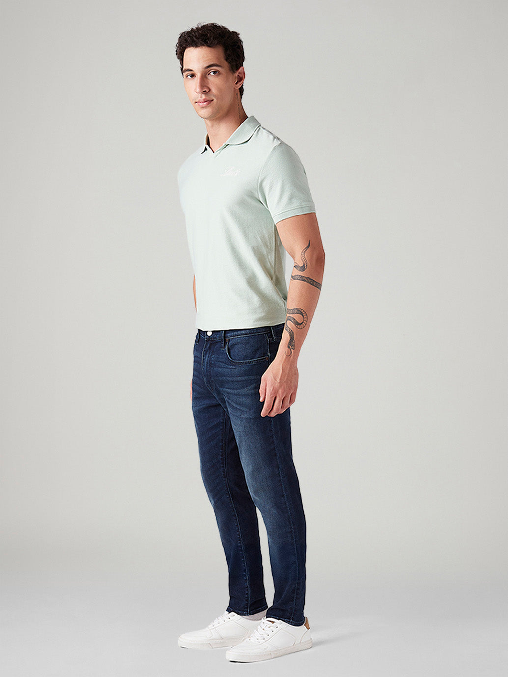 Men's 512 Dark Blue Slim Tapered Fit Mid Rise Jeans