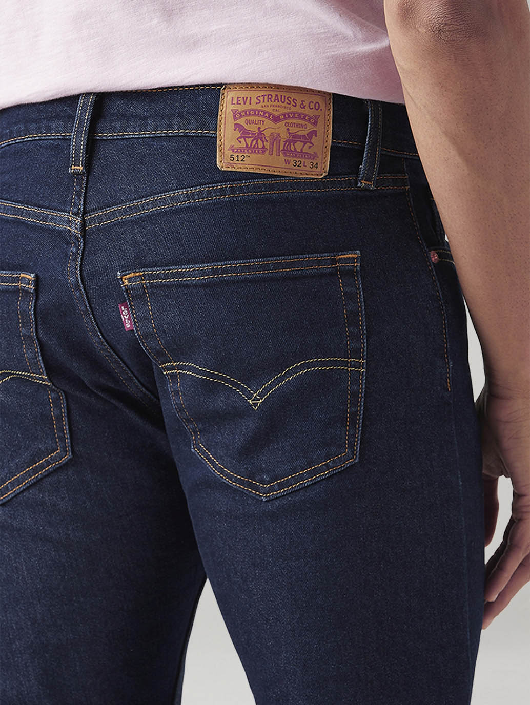 Men's 512 Dark Blue Slim Tapered Fit Mid Rise Jeans
