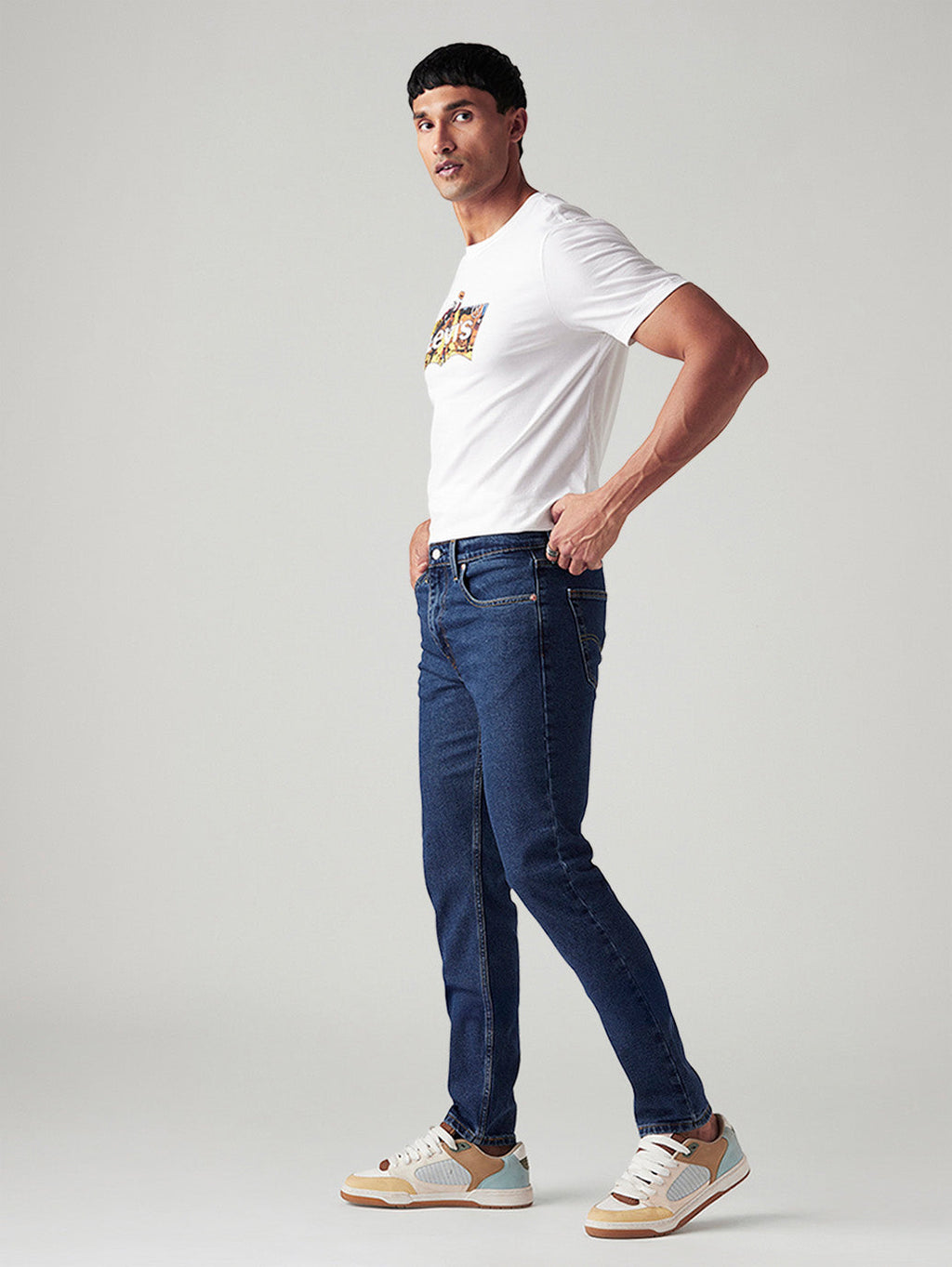 Men's 512 Blue Slim Tapered Fit Mid Rise Jeans