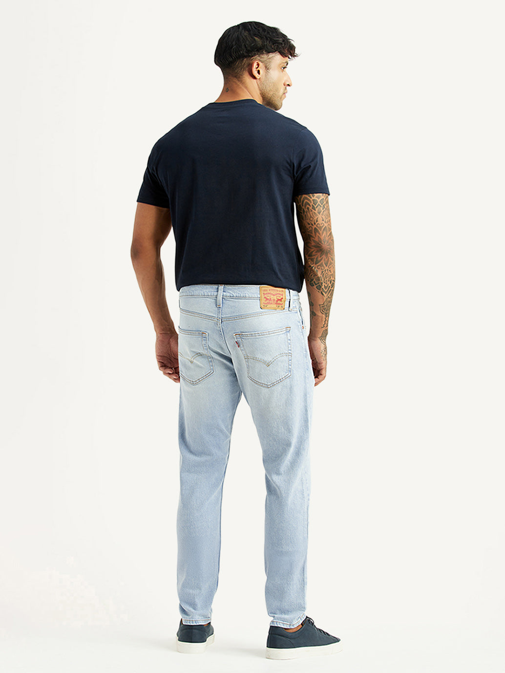 Men's 512 Light Blue Slim Tapered Fit Mid Rise Jeans