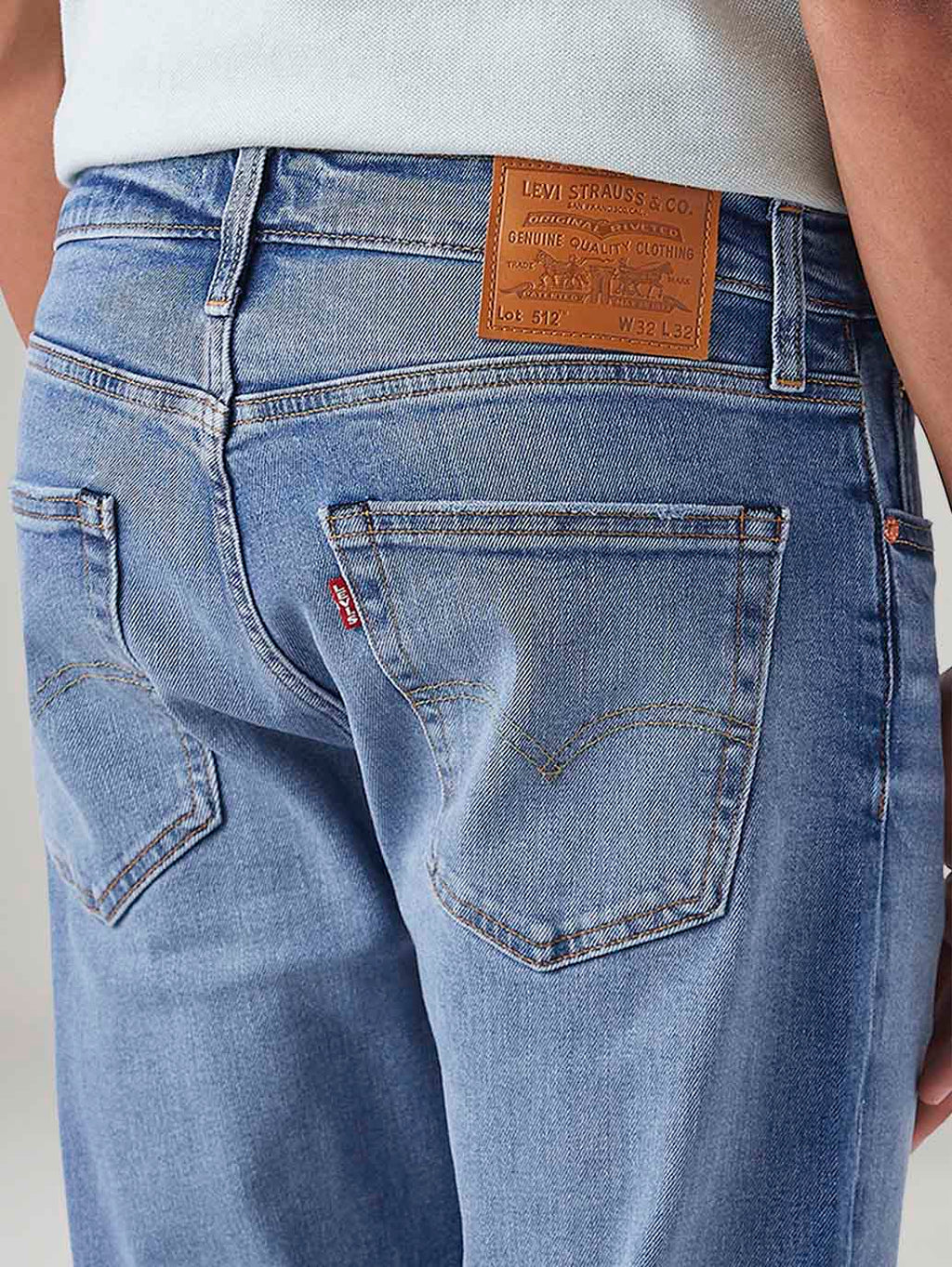 Men's 512 Light Blue Slim Tapered Fit Mid Rise Jeans