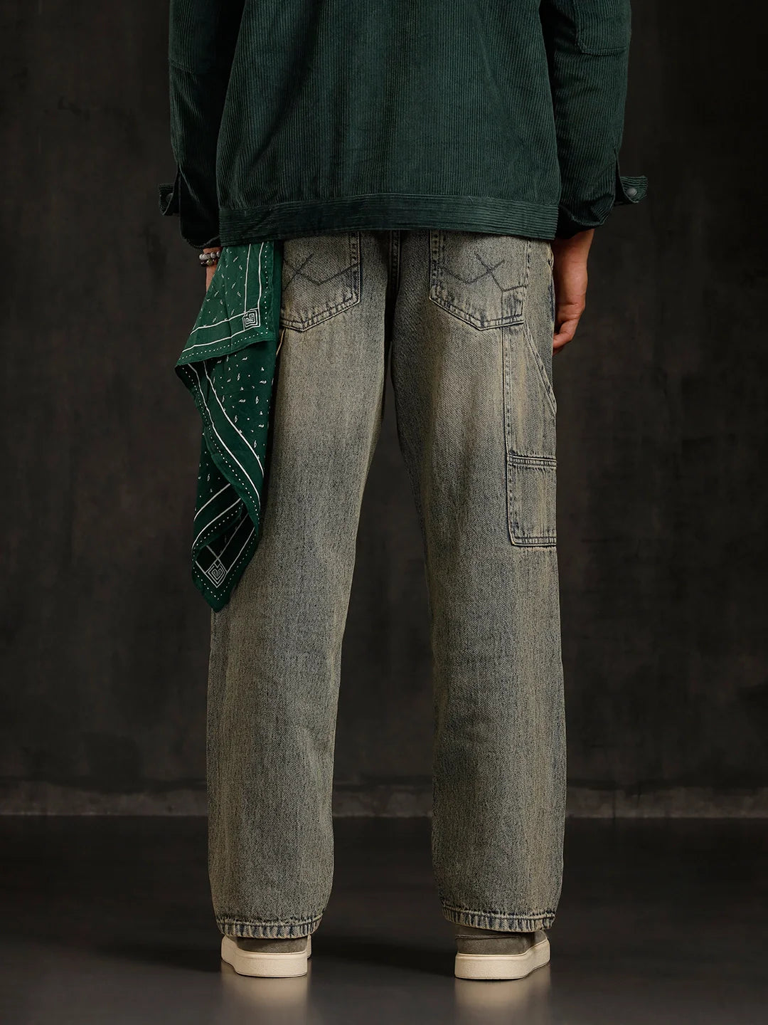 Slanted Pocket Loose Fit Jeans | Grey