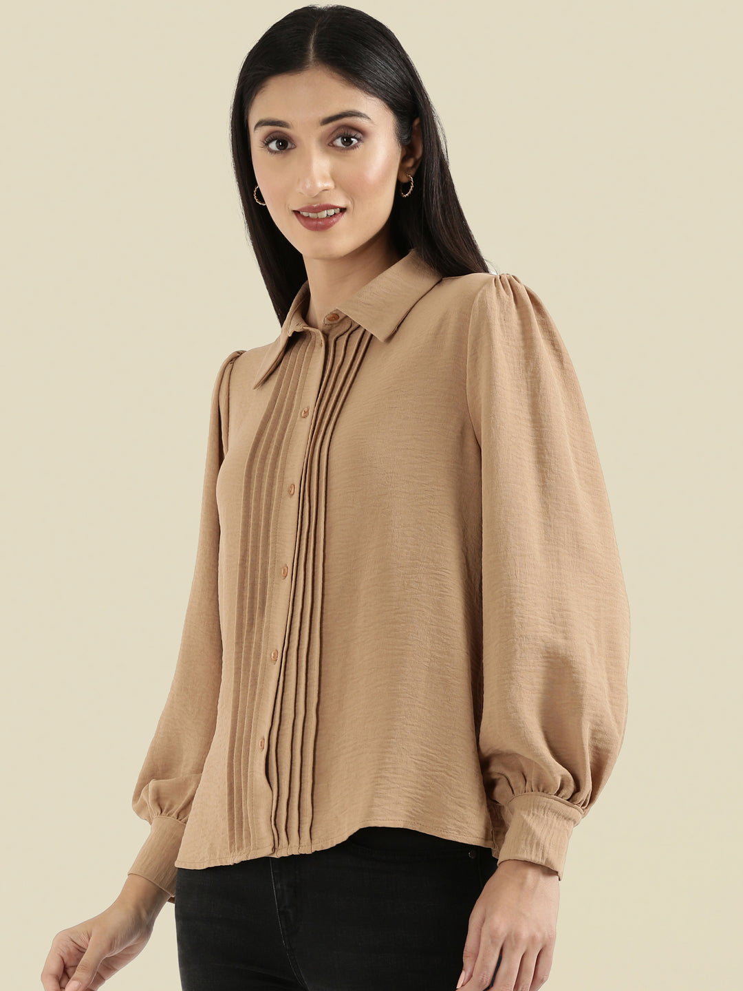 Hammered Classic Collar Pintuck Shirt