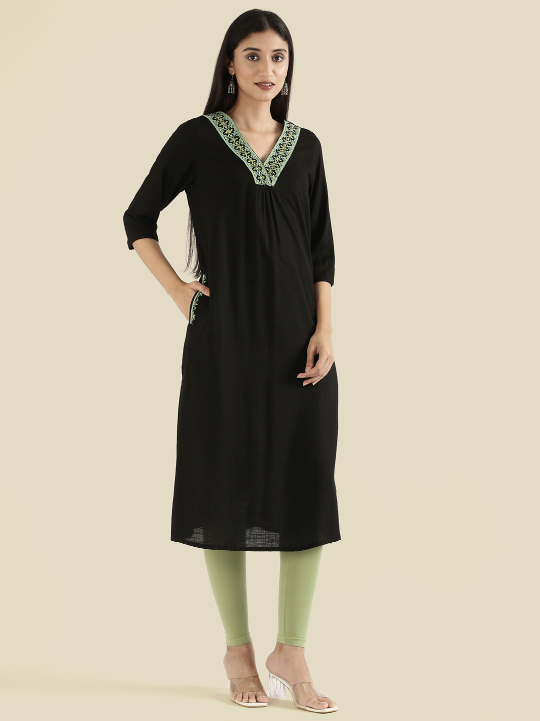 Rayon Geometric Cross-Stitch V-Neck Embroidered Straight Kurta