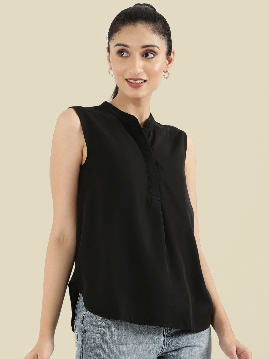 Rayon Mandarin Collar Sleeveless Top