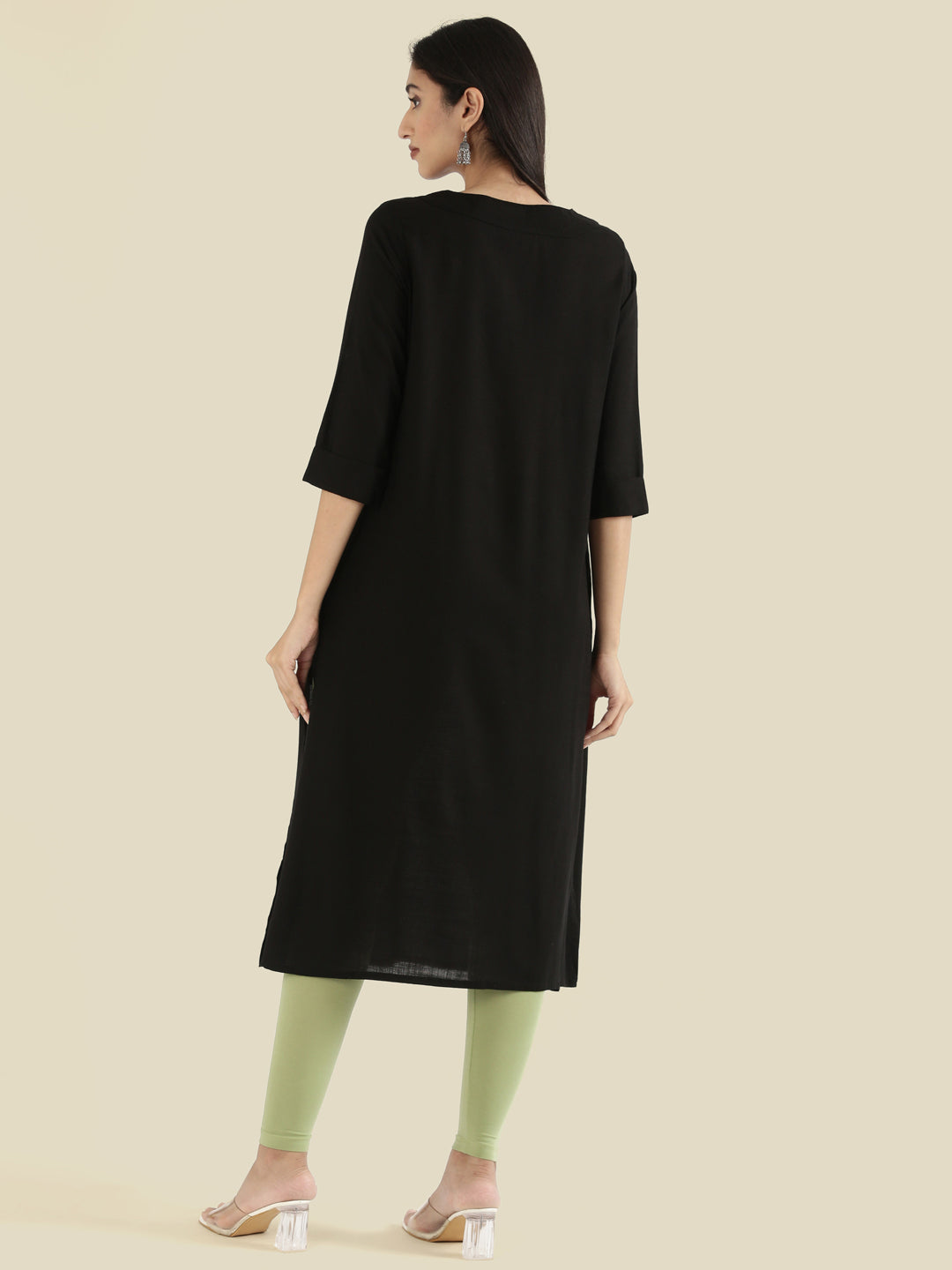 Rayon Geometric Cross-Stitch V-Neck Embroidered Straight Kurta